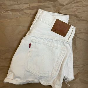 Levi’s short